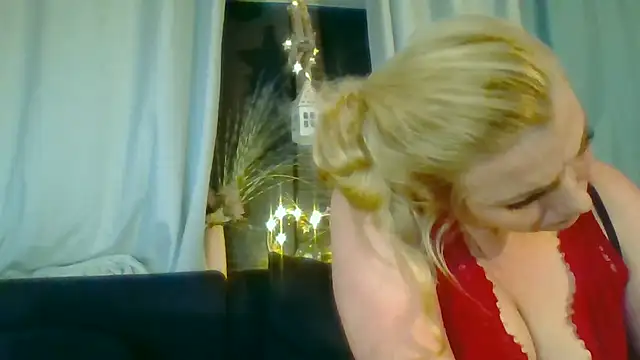 DevilsAngel13 online show from 19, 11, 2025