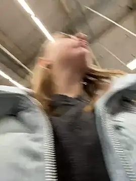 Sunny   Bunny online show from 23, 12, 2024