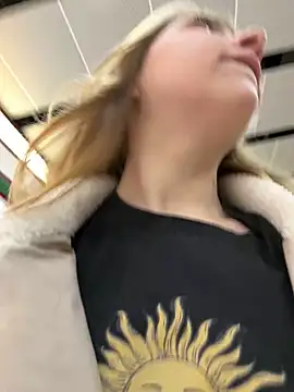 Sunny   Bunny online show from 28, 12, 2024