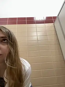 Sunny   Bunny online show from 22, 1, 2025