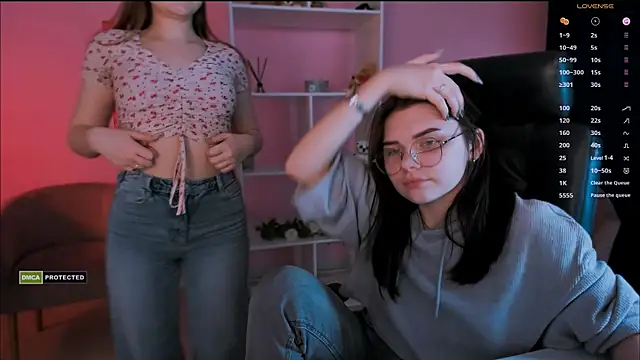 Snapshot of pure_radiance1 chatting on 4, 2, 2025 pure radiance1 online show from 4, 2, 2025