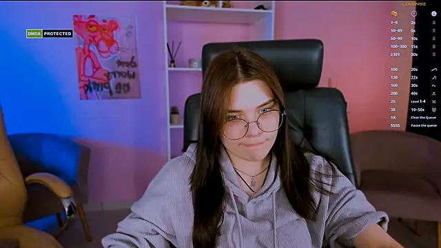 Snapshot of pure_radiance1 chatting on 5, 2, 2025 pure radiance1 online show from 5, 2, 2025