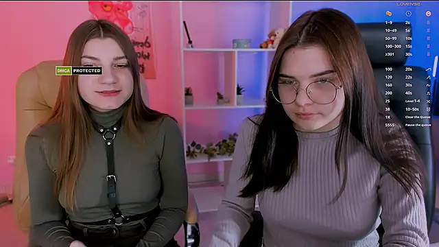 Snapshot of pure_radiance1 chatting on 8, 2, 2025 pure radiance1 online show from 8, 2, 2025