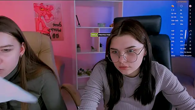 Snapshot of pure_radiance1 chatting on 8, 2, 2025 pure radiance1 online show from 8, 2, 2025