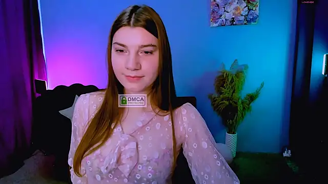 Snapshot of pure_radiance1 chatting on 14, 2, 2025 pure radiance1 online show from 14, 2, 2025