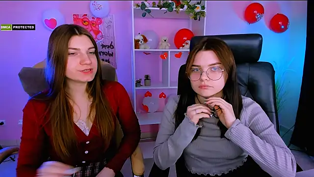 Snapshot of pure_radiance1 chatting on 18, 2, 2025 pure radiance1 online show from 18, 2, 2025