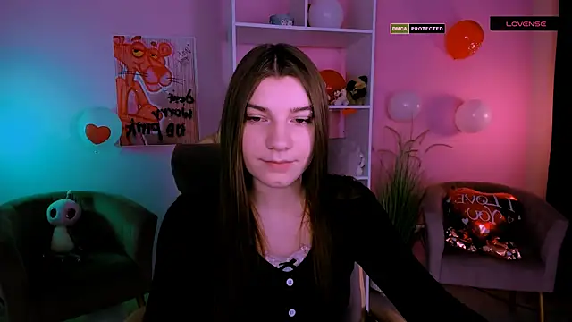 Snapshot of pure_radiance1 chatting on 24, 2, 2025 pure radiance1 online show from 24, 2, 2025