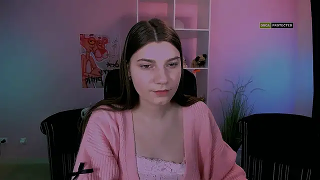 Snapshot of pure_radiance1 chatting on 10, 3, 2025 pure radiance1 online show from 10, 3, 2025