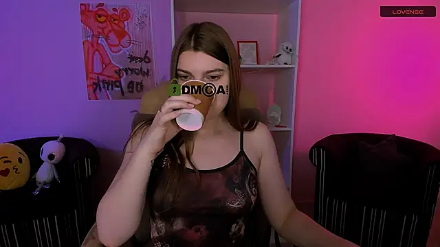 Snapshot of pure_radiance1 chatting on 18, 9, 2025 pure radiance1 online show from 18, 9, 2025