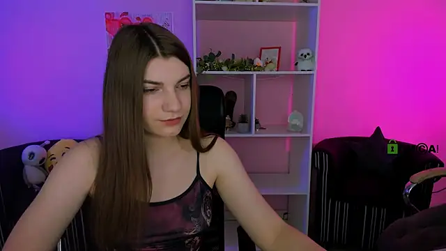 Snapshot of pure_radiance1 chatting on 23, 9, 2025 pure radiance1 online show from 23, 9, 2025