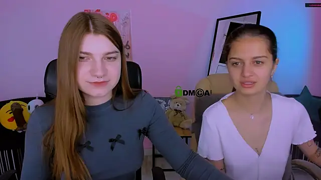 Snapshot of pure_radiance1 chatting on 7, 10, 2025 pure radiance1 online show from 7, 10, 2025