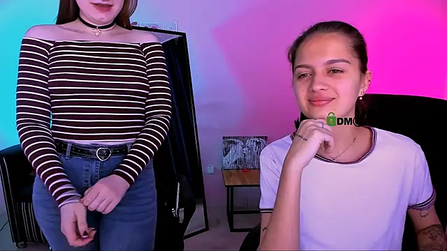 Snapshot of pure_radiance1 chatting on 17, 10, 2025 pure radiance1 online show from 17, 10, 2025