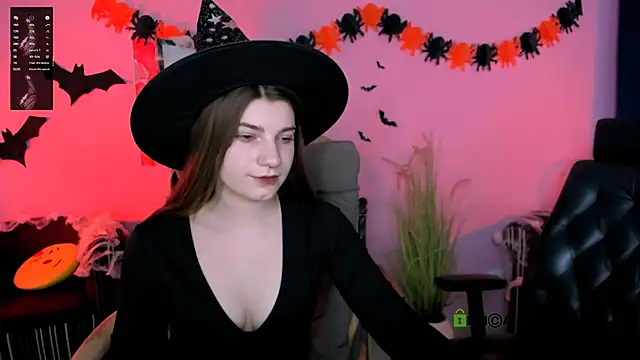 Snapshot of pure_radiance1 chatting on 24, 10, 2025 pure radiance1 online show from 24, 10, 2025