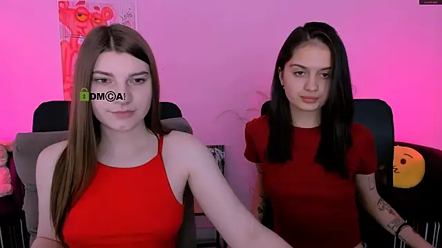 Snapshot of pure_radiance1 chatting on 22, 11, 2025 pure radiance1 online show from 22, 11, 2025