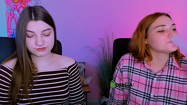 Snapshot of pure_radiance1 chatting on 2, 12, 2025 pure radiance1 online show from 2, 12, 2025