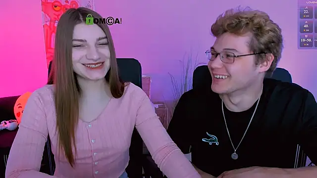 Snapshot of pure_radiance1 chatting on 22, 12, 2025 pure radiance1 online show from 22, 12, 2025