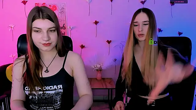 Snapshot of pure_radiance1 chatting on 19, 2, 2026 pure radiance1 online show from 19, 2, 2026