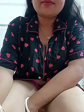 Snapshot of Priya_2222 chatting on 15, 4, 2026 Priya 2222 online show from 15, 4, 2026