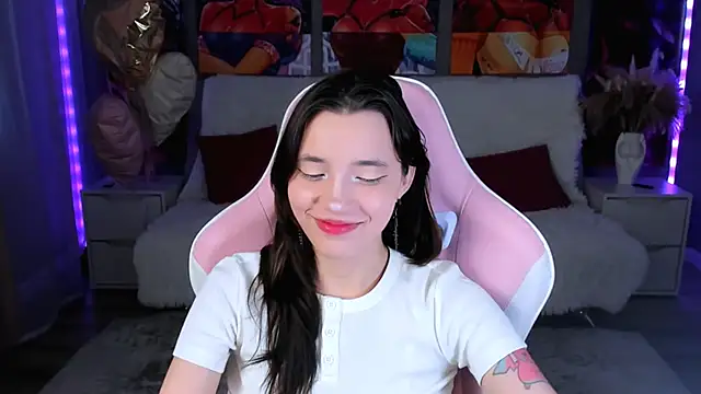 as1an girlfriend online show from 5, 4, 2026