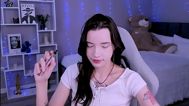 as1an girlfriend online show from 15, 5, 2026