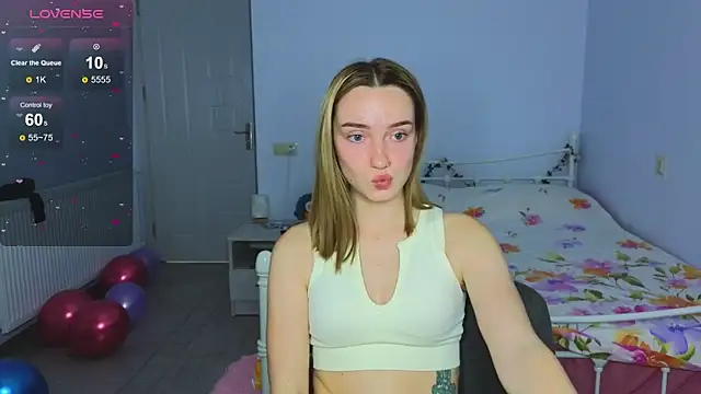 Wild Sophie  online show from 27, 11, 2025