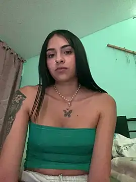 Snapshot of Hilary_pinkk chatting on 19, 12, 2024 Hilary pinkk online show from 19, 12, 2024