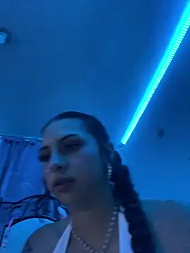 Snapshot of Hilary_pinkk chatting on 14, 1, 2025 Hilary pinkk online show from 14, 1, 2025