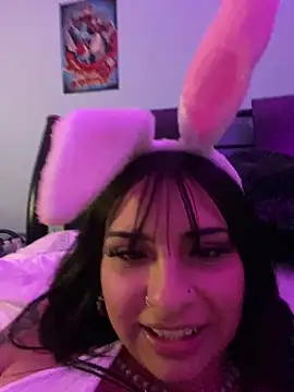 Snapshot of Hilary_pinkk chatting on 16, 1, 2025 Hilary pinkk online show from 16, 1, 2025