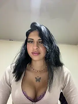 Snapshot of Hilary_pinkk chatting on 15, 3, 2025 Hilary pinkk online show from 15, 3, 2025