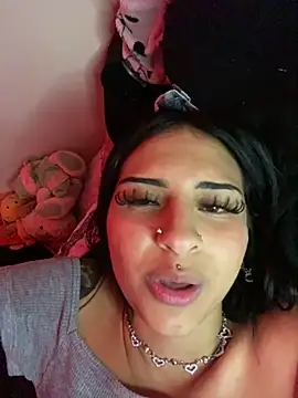 Snapshot of Hilary_pinkk chatting on 23, 3, 2025 Hilary pinkk online show from 23, 3, 2025