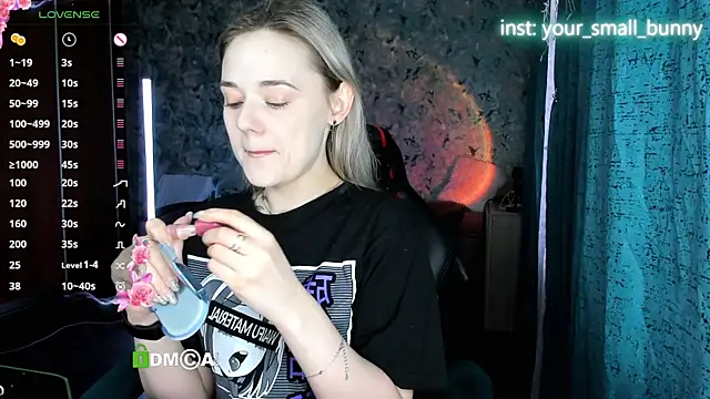Snapshot of Your_small_bunny chatting on 3, 7, 2026 Your small bunny online show from 3, 7, 2026