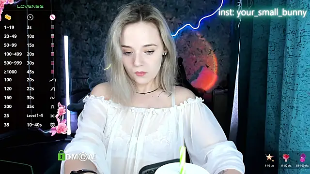 Snapshot of Your_small_bunny chatting on 18, 7, 2026 Your small bunny online show from 18, 7, 2026