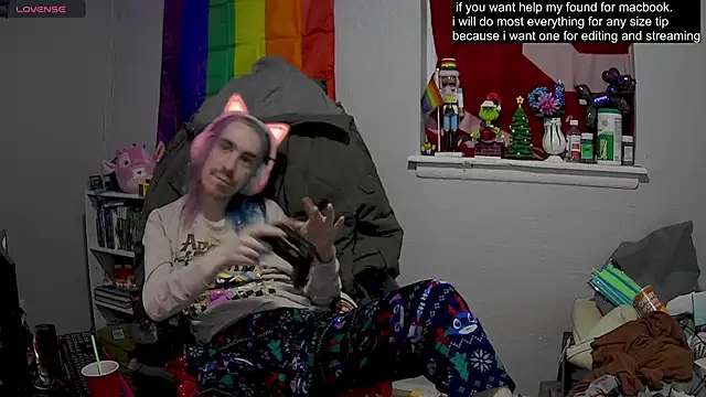 tallnerdyguy online show from 23, 2, 2025