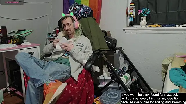 tallnerdyguy online show from 3, 11, 2025