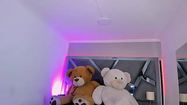 AmberiniHoffman online show from 7, 11, 2025