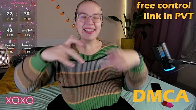 Snapshot of Your_Penny_ chatting on 16, 10, 2025 Your Penny  online show from 16, 10, 2025