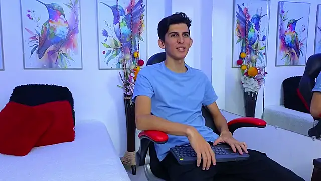 Ana n Leo online show from 11, 12, 2024