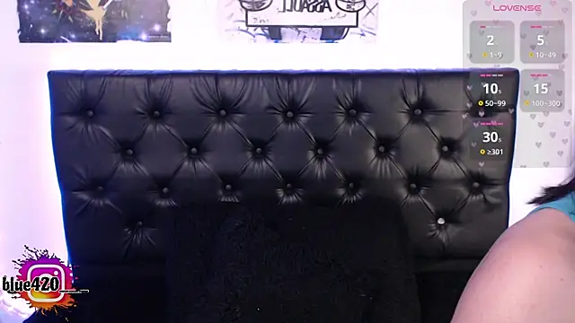 Skyler  blue4 online show from 5, 11, 2025