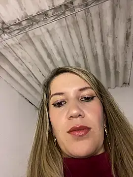 Snapshot of gwen_ashly chatting on 22, 7, 2026 gwen ashly online show from 22, 7, 2026