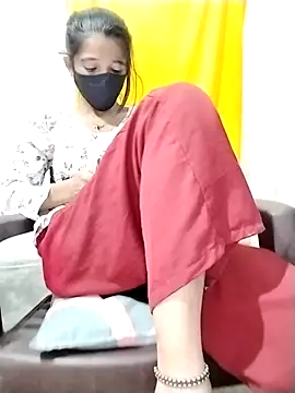 Snapshot of Cute-Ridhima chatting on 8, 11, 2025 Cute-Ridhima online show from 8, 11, 2025