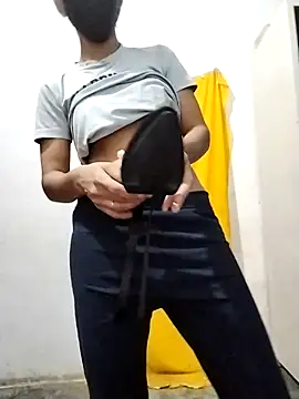 Snapshot of Cute-Ridhima chatting on 23, 11, 2025 Cute-Ridhima online show from 23, 11, 2025