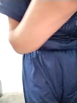 Snapshot of Cute-Ridhima chatting on 24, 11, 2025 Cute-Ridhima online show from 24, 11, 2025