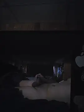 Snapshot of hungverrec chatting on 5, 12, 2025 hungverrec online show from 5, 12, 2025