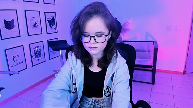 Elainebeness online show from 24, 1, 2025