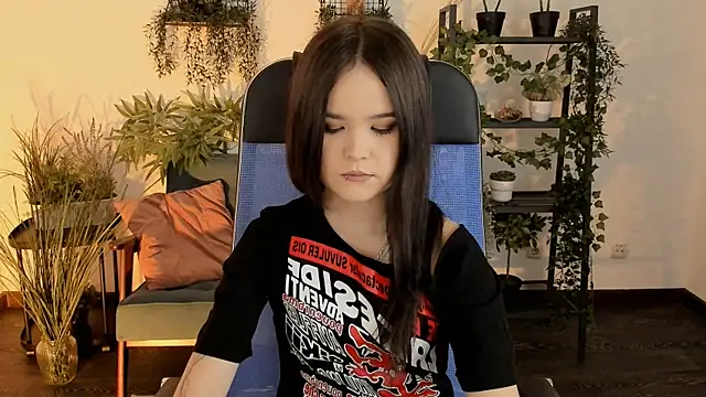 Elainebeness online show from 16, 12, 2025