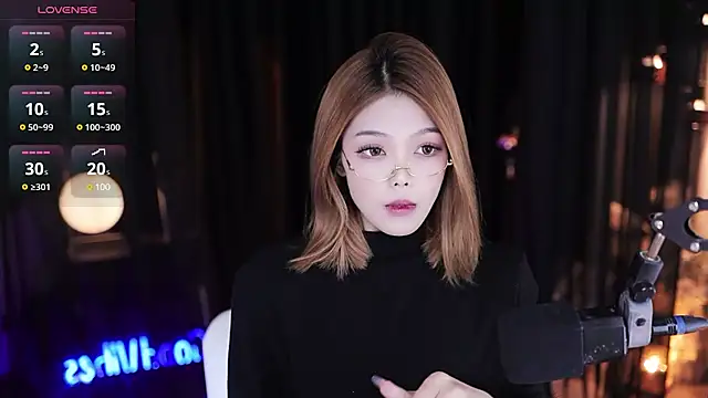 LucyKI online show from 10, 1, 2025