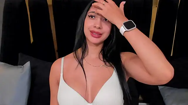 Snapshot of julieta_jewel chatting on 23, 1, 2025 julieta jewel online show from 23, 1, 2025