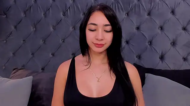 Snapshot of julieta_jewel chatting on 3, 3, 2025 julieta jewel online show from 3, 3, 2025