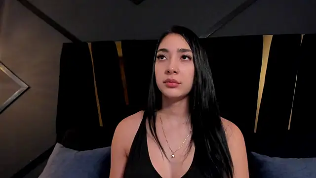 Snapshot of julieta_jewel chatting on 15, 10, 2025 julieta jewel online show from 15, 10, 2025