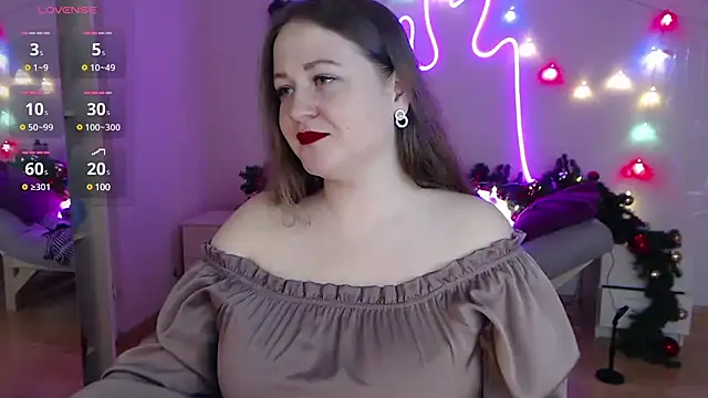 LizzyShine online show from 5, 1, 2025